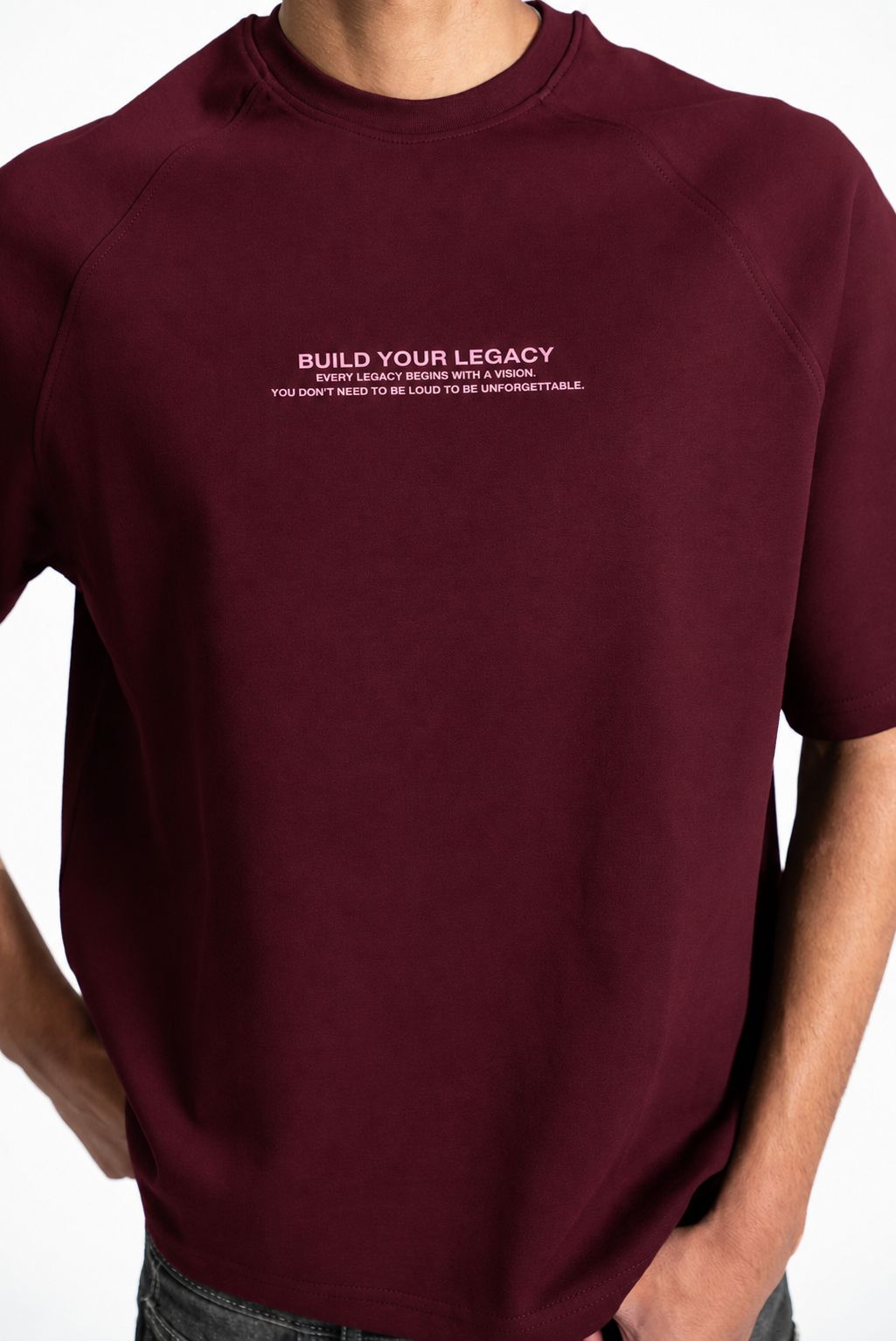 NOXEN BLACK TEE